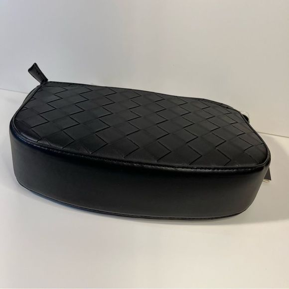 NWT London Fog Iris Woven Shoulder Bag - Picture 11 of 13